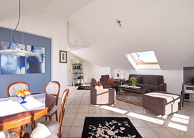 Ferienwohnung Panoramablick - Wohn-/Esszimmer | Klick auf's Bild vergrößert die Anzeige